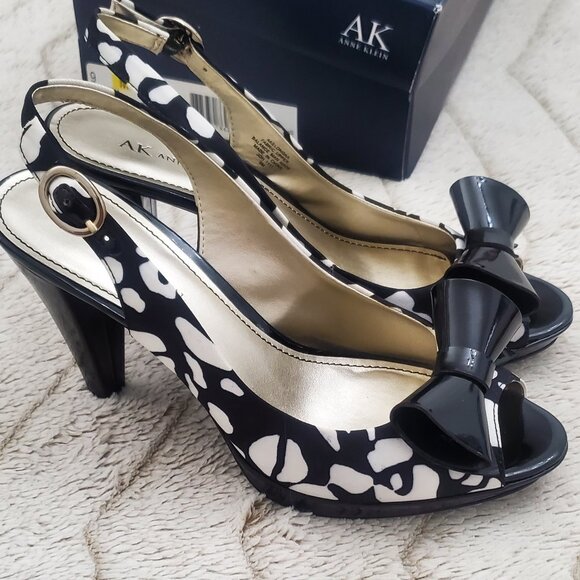Anne Klein Akelong Slingbacks - Picture 4 of 6